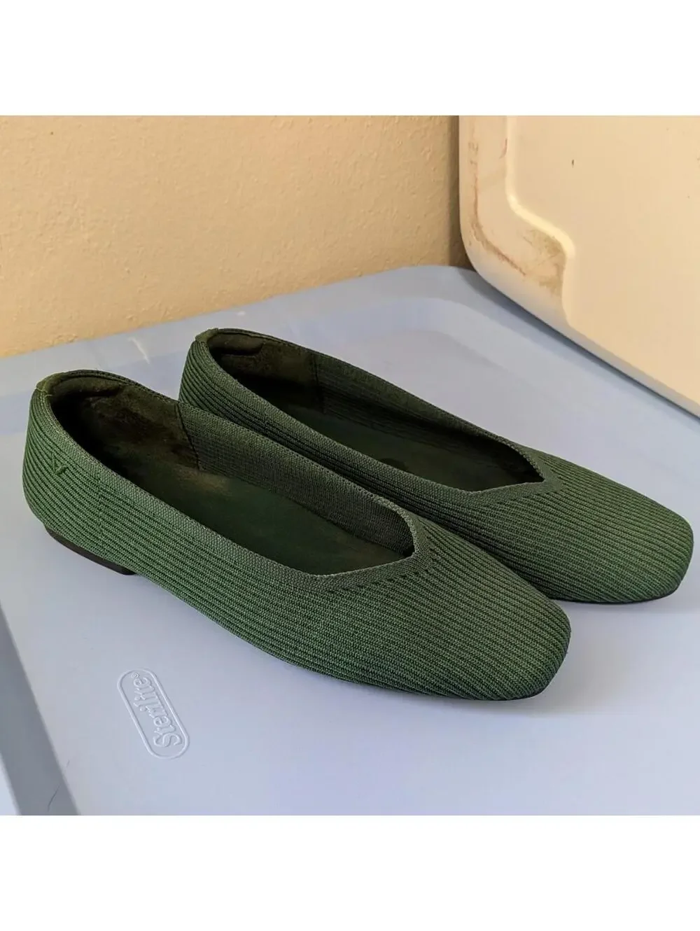 VIVAIA Margot Olive Green Square Toe Knit Ballet Flats Washable Womens Size 8.5